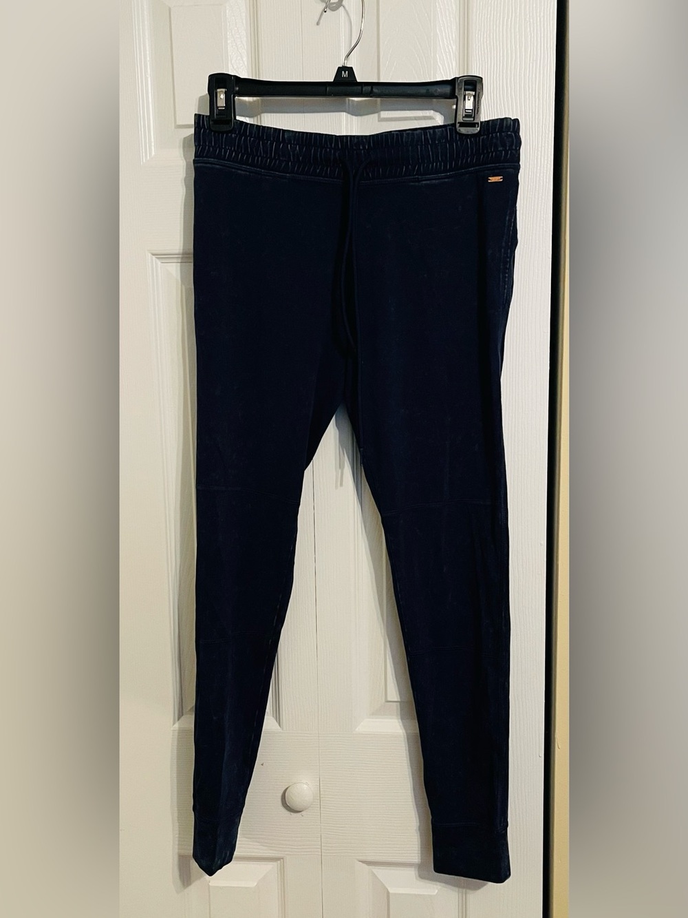 PINK Victoria's Secret Navy Yoga Label Leggings
